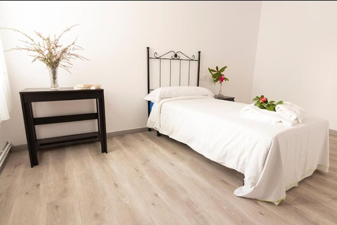 Hostal San Cristobal en Pontedeume Buitenkant foto