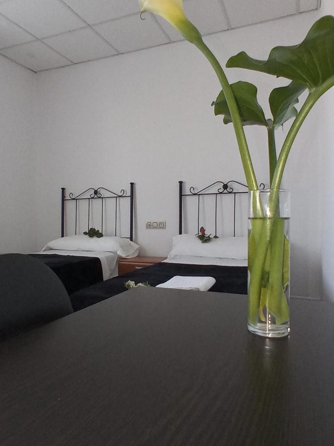 Hostal San Cristobal en Pontedeume Buitenkant foto