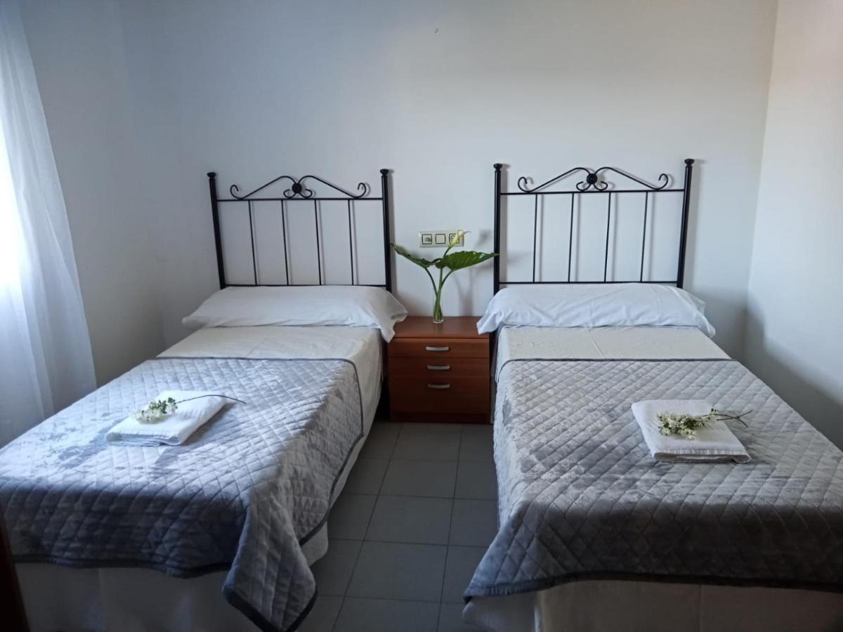 Hostal San Cristobal en Pontedeume Buitenkant foto