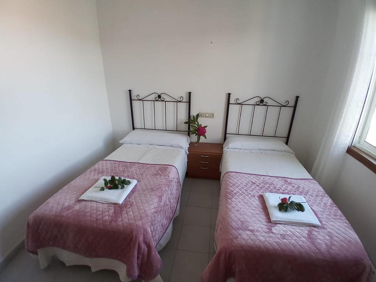 Hostal San Cristobal en Pontedeume Buitenkant foto