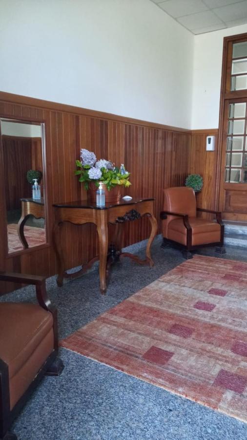 Hostal San Cristobal en Pontedeume Buitenkant foto